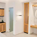 V Luxury Naxos Apartamento *