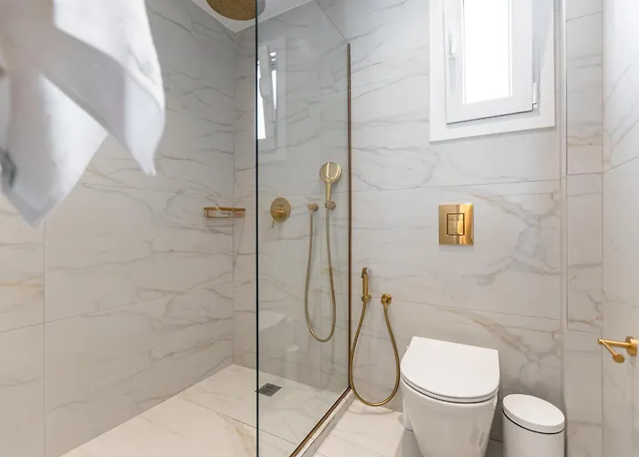 V Luxury Naxos * Naxos City