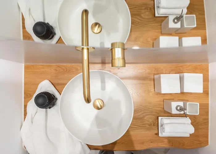 V Luxury Naxos Naxos City